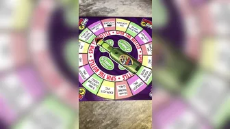 danniiharwood onlyfans black-haired beauty communicates in fries