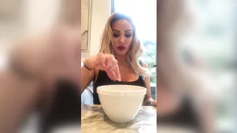 danniiharwood onlyfans dick shows off her shaved cunt