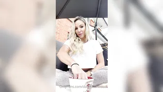 danniiharwood onlyfans cute fucks herself