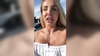 danniiharwood onlyfans Black-haired woman