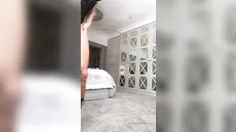 danniiharwood onlyfans matchless chick spins elastic booty