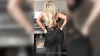 danniiharwood onlyfans seductive pussy shoves balls in the anus