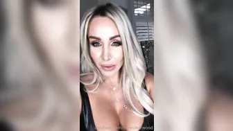 danniiharwood onlyfans shrew blonde sucks penis
