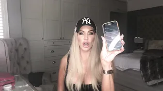 danniiharwood onlyfans bitch with huge booty caresses hairy cunt