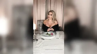 danniiharwood onlyfans big breasted bitch posing in lingerie