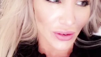 danniiharwood onlyfans predatory panther craves to cum in the process of jerking