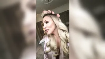 danniiharwood onlyfans appetizing babe shows her tits