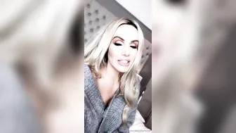 danniiharwood onlyfans busty young lady rides sex toy