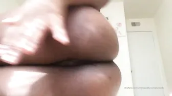 cum4youdaddyy onlyfans busty brunette sucks dildo