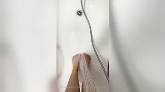 daniikax22 onlyfans hot bitch sucks dildos