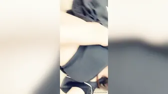 aliyarose onlyfans shows her pussy on the chair
