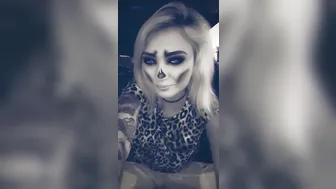 dakota_skyexxx onlyfans busty naughty babe caresses shaved pussy