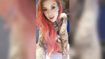 Peachhes onlyfans gorgeous beast jumping on a dildo