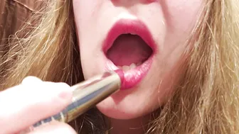 subrinasky onlyfans busty slut caresses both slits