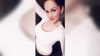 ruby_onyx onlyfans tasty slut fucks herself with dildos
