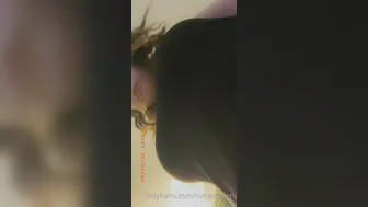 simpqueen onlyfans fucking herself in her pussy
