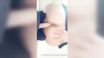 princesspx onlyfans amused with the toy