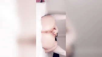princesspx onlyfans exquisite body gently pulls pussy