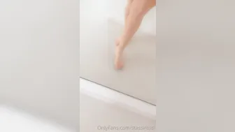stassirossi onlyfans whore friends masturbating pussies