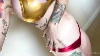 braceybella onlyfans busty blonde with tattoo fucks both holes