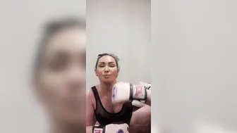 yasminscott onlyfans Fishnet brunette