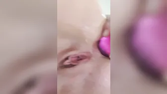 yasminscott onlyfans appetizing babe stiffens chocolate nest