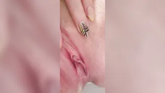 yasminscott onlyfans cute brunette sucking dick