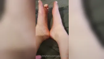 yasminscott onlyfans dirty bitch is engaged in oral sex