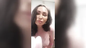 yasminscott onlyfans busty babe deep sucking dick