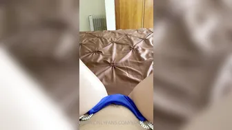 yaela_vonk onlyfans graceful female seduces with juicy tits