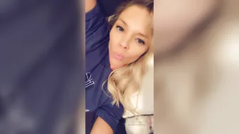tris_love onlyfans playing with her big tits