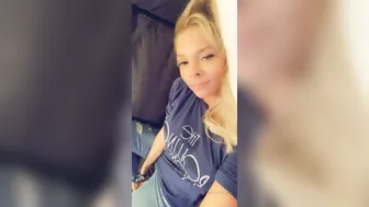 tris_love onlyfans playing with her big tits