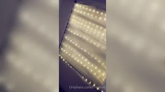tris_love onlyfans impressive babe fucks anus