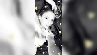tris_love onlyfans babe cums off toys