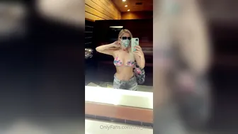 tris_love onlyfans sexually jerking pussy