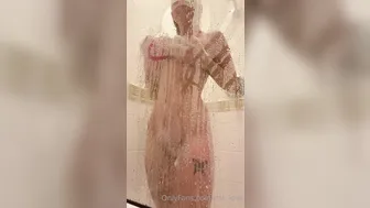 tris_love onlyfans gets squirt orgasm