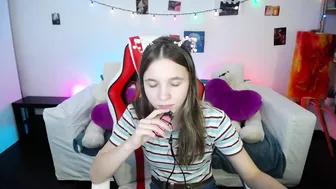 lucky_leslie Fair-haired beauty