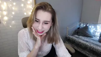 mightymia girl from naked chat