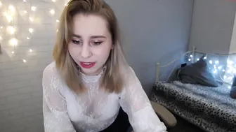 mightymia girl from naked chat