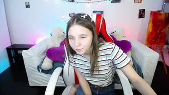 lucky_leslie Impressive brat