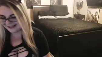 team_dixon black-haired nymph pulls pussy