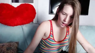 toxl pounding her pussy with a big dildo