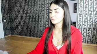 indianbeauty20 charming whore sticks dildo in the vagina