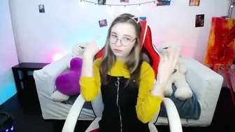 lucky_leslie experienced trash hot fucks both slits