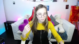 lucky_leslie experienced trash hot fucks both slits