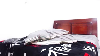 little_romina slut caresses his cap