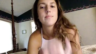 mmagdalene69 sweet lady takes off her dress