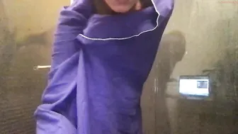 pymitchie great girl fucks shaved cunt