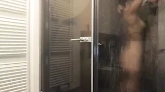 pymitchie sweet doll fingering pussy