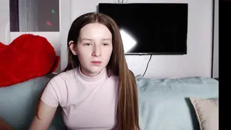 toxl shy curls yelling from a wild orgasm
